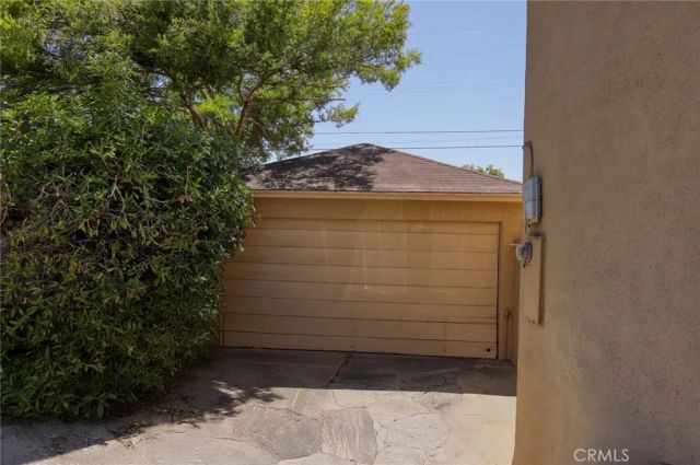 6248 Ben Avenue, North Hollywood, CA 91606