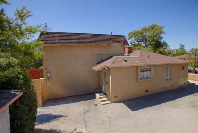 6248 Ben Avenue, North Hollywood, CA 91606