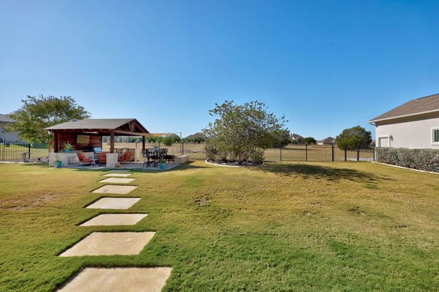 469 Bold Sundown, Liberty Hill, TX 78642