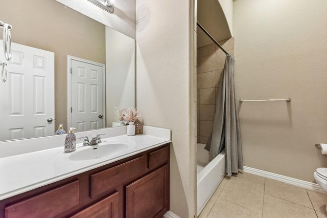 640 Loma Cedro BND, Leander, TX 78641