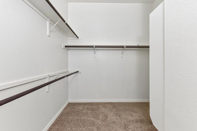 640 Loma Cedro BND, Leander, TX 78641