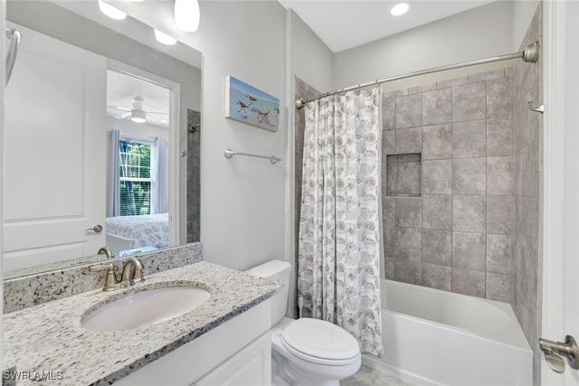 8581 Maggiore CT, Naples, FL 34114