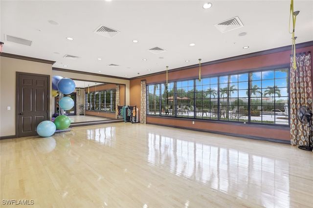 8581 Maggiore CT, Naples, FL 34114