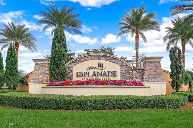 8581 Maggiore CT, Naples, FL 34114