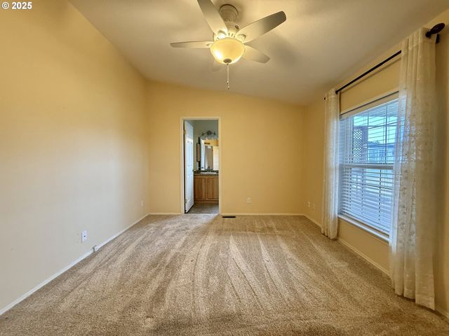 16500 Se 1ST St 98, Vancouver, WA 98684