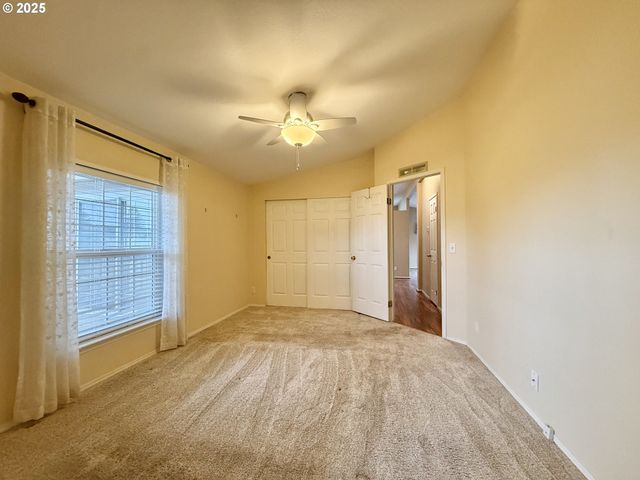 16500 Se 1ST St 98, Vancouver, WA 98684