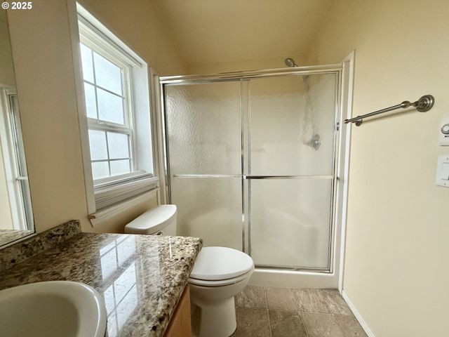 16500 Se 1ST St 98, Vancouver, WA 98684