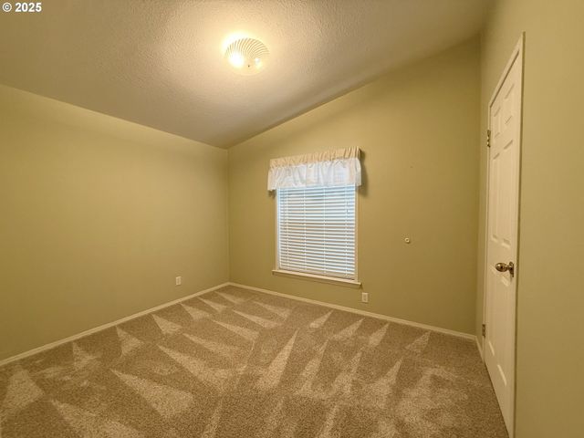 16500 Se 1ST St 98, Vancouver, WA 98684