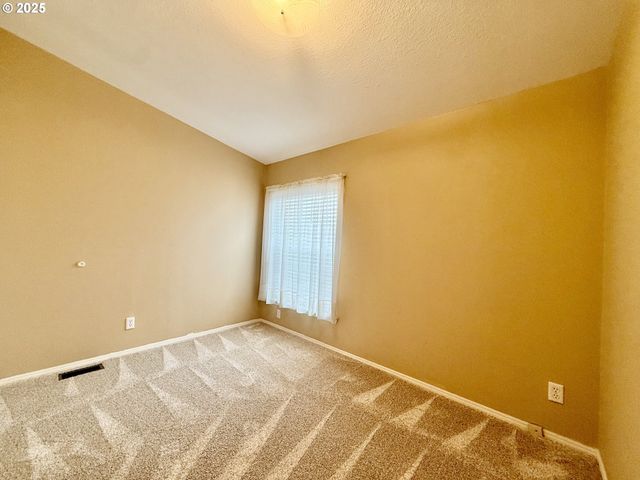 16500 Se 1ST St 98, Vancouver, WA 98684