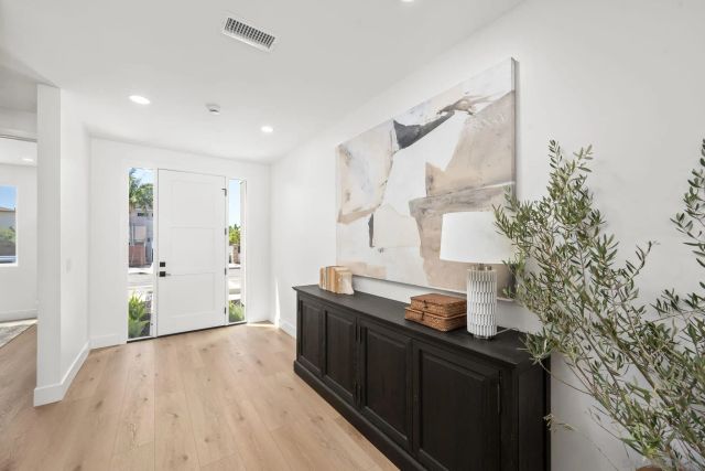 2861-59 Burgener, San Diego, CA 92110