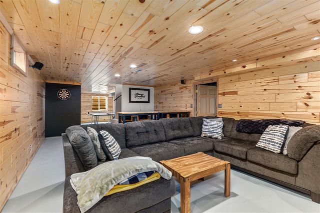 1629 Rhonda Road, Saint Joseph, MI 49085