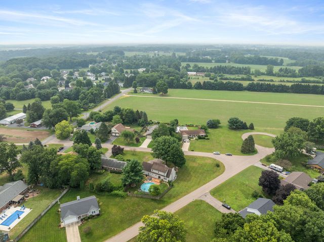 1629 Rhonda Road, Saint Joseph, MI 49085