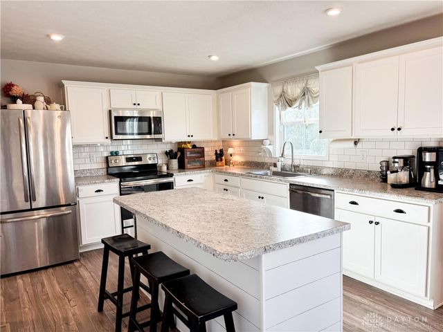 1254 Prem Place, Xenia, OH 45385