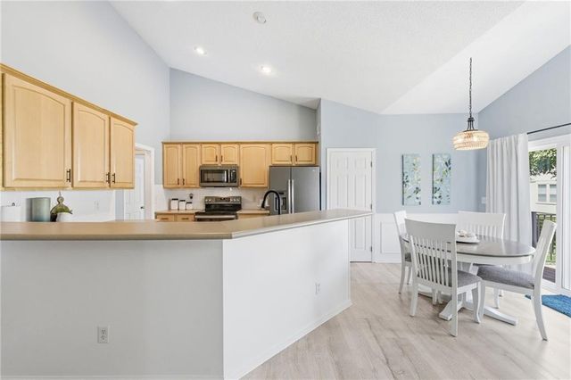 14434 W 139th Place, Olathe, KS 66062