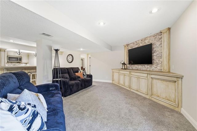 14434 W 139th Place, Olathe, KS 66062