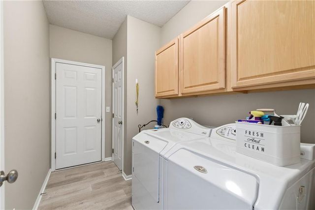 14434 W 139th Place, Olathe, KS 66062