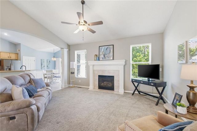 14434 W 139th Place, Olathe, KS 66062