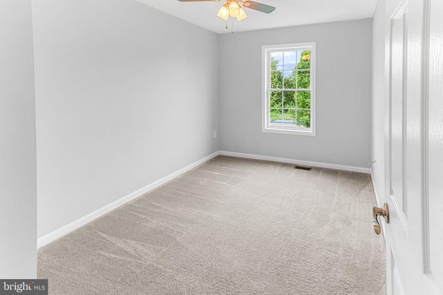 2471 SULPHUR SPRINGS RD, Inwood, WV 25428