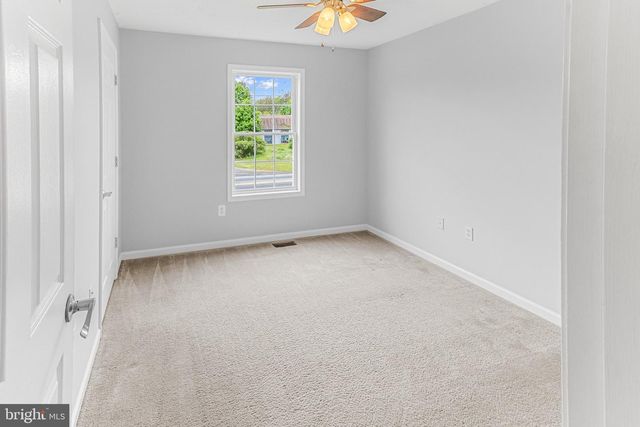 2471 SULPHUR SPRINGS RD, Inwood, WV 25428