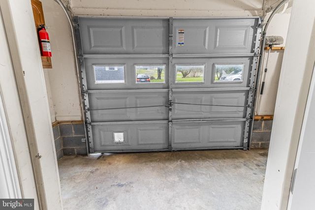 2471 SULPHUR SPRINGS RD, Inwood, WV 25428