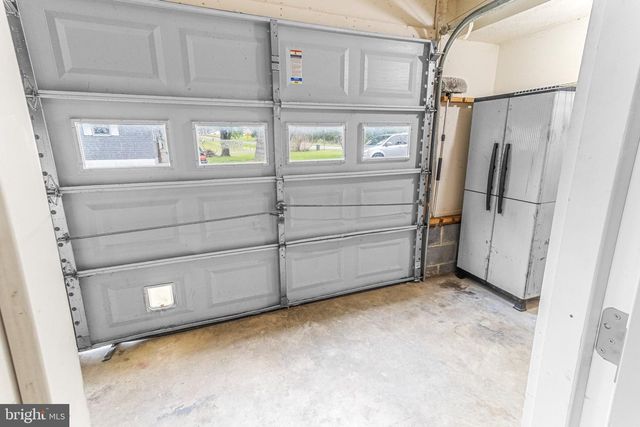 2471 SULPHUR SPRINGS RD, Inwood, WV 25428