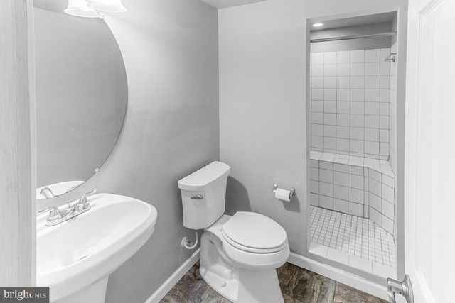 2471 SULPHUR SPRINGS RD, Inwood, WV 25428