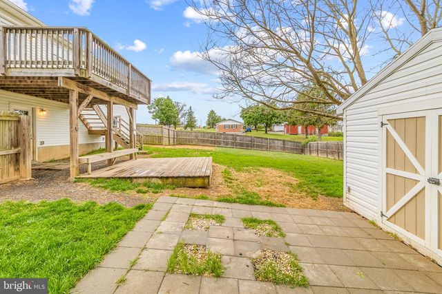 2471 SULPHUR SPRINGS RD, Inwood, WV 25428