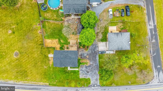 2471 SULPHUR SPRINGS RD, Inwood, WV 25428