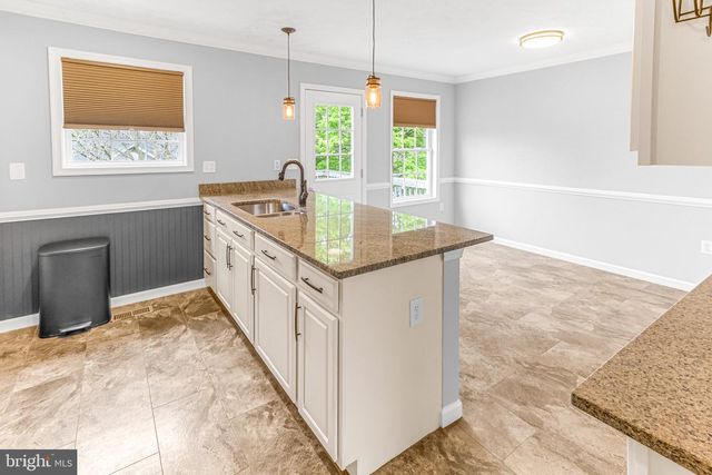 2471 SULPHUR SPRINGS RD, Inwood, WV 25428