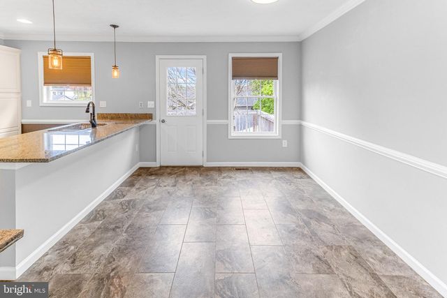 2471 SULPHUR SPRINGS RD, Inwood, WV 25428