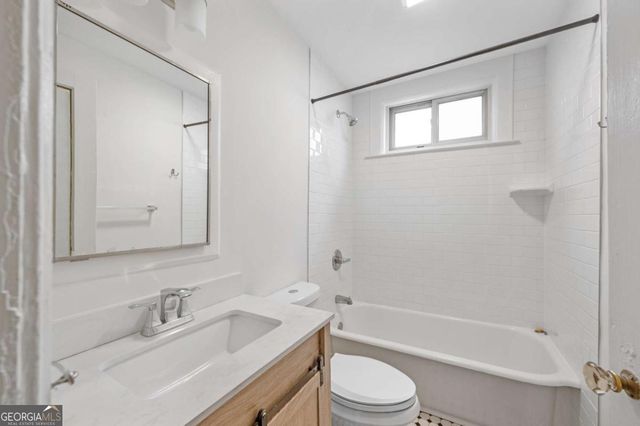 716 Lakeview Avenue NE 1, Atlanta, GA 30308