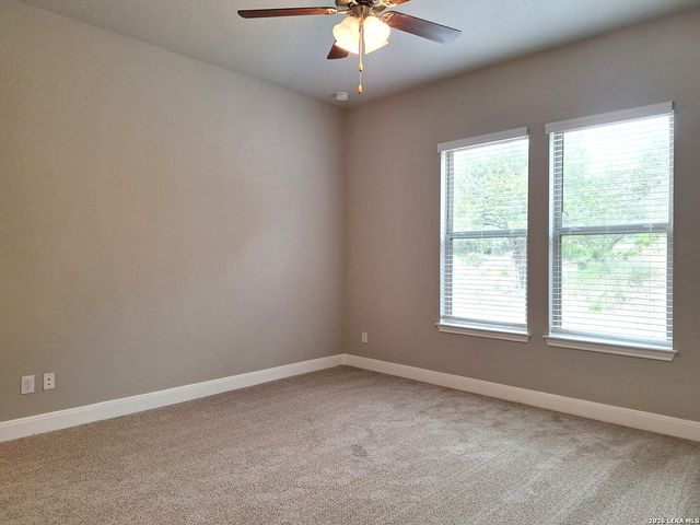 1435 COTTONWOOD RD, Fischer, TX 78623