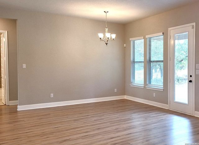 1435 COTTONWOOD RD, Fischer, TX 78623