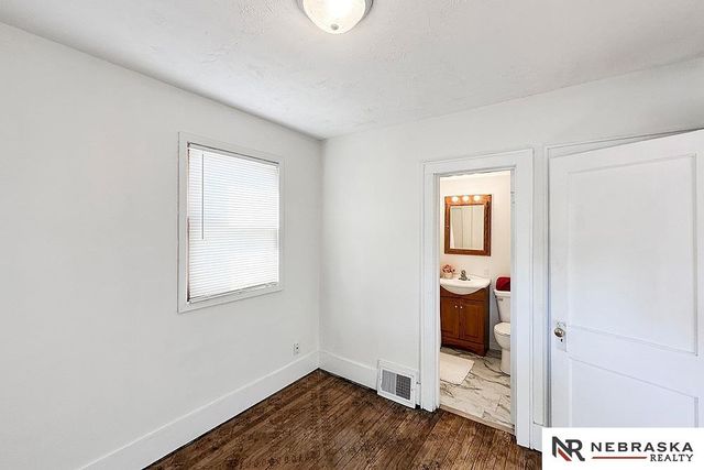 6451 William Street, Omaha, NE 68106