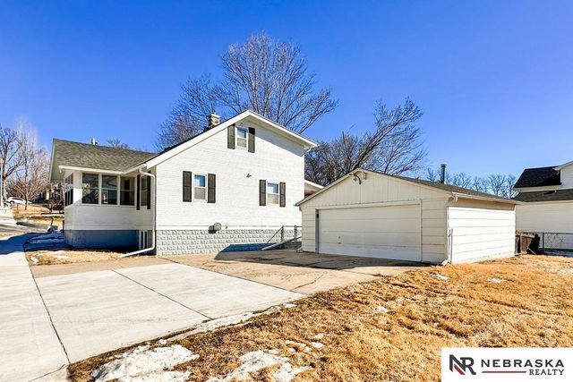 6451 William Street, Omaha, NE 68106