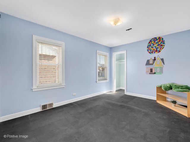 10264 Pelham Street, Westchester, IL 60154