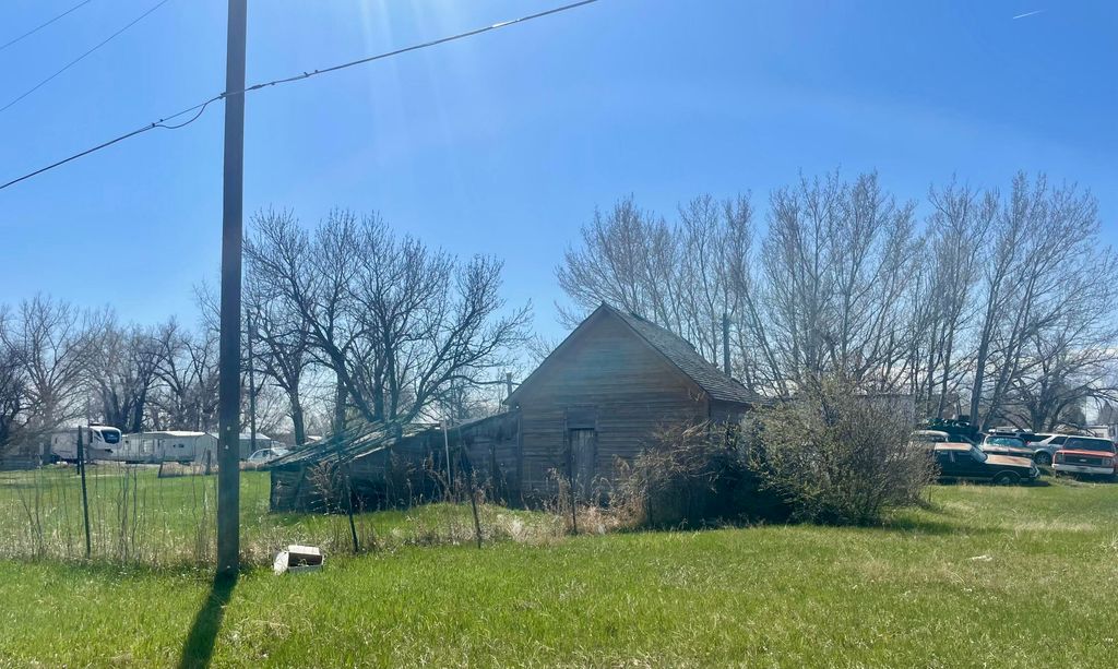 211 Illinois St ST, Chinook, MT 59523 photo 6