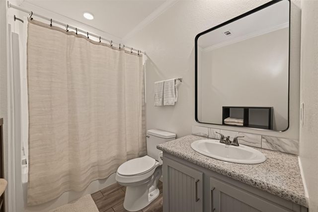 5210 Beaver Road, Santa Fe, TX 77517