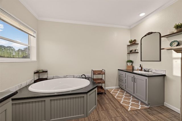 5210 Beaver Road, Santa Fe, TX 77517