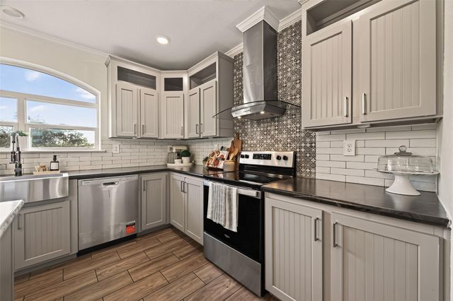 5210 Beaver Road, Santa Fe, TX 77517