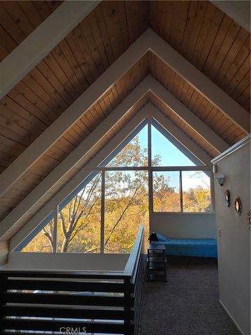 1446 Sequoia, Lake Arrowhead, CA 92352