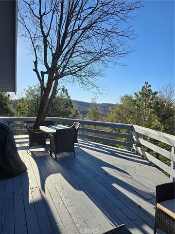 1446 Sequoia, Lake Arrowhead, CA 92352