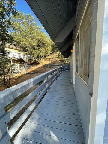 1446 Sequoia, Lake Arrowhead, CA 92352