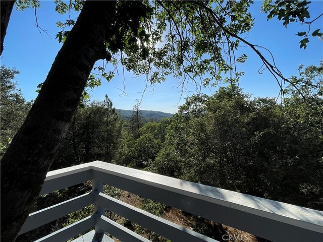 1446 Sequoia, Lake Arrowhead, CA 92352