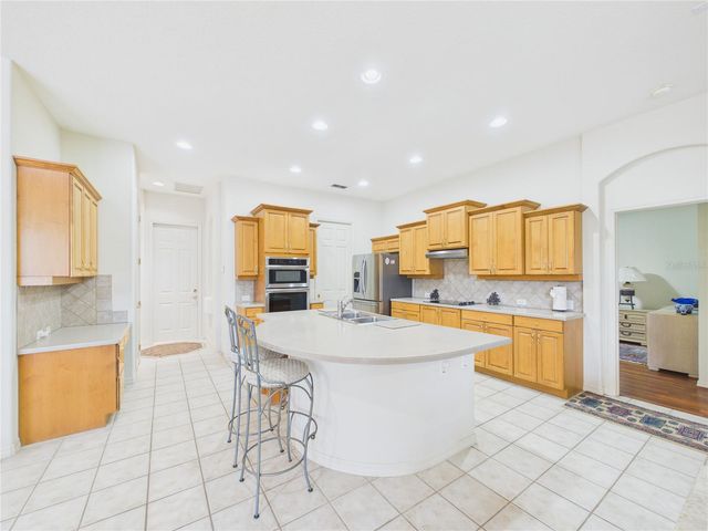 10207 ESTUARY DRIVE, Tampa, FL 33647