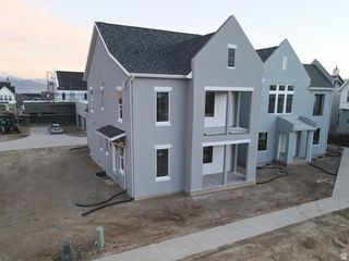 11324 S SILVER POND DR #323, South Jordan, UT 84009