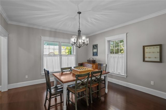 13 Vanderbilt Lane, Portsmouth, RI 02871