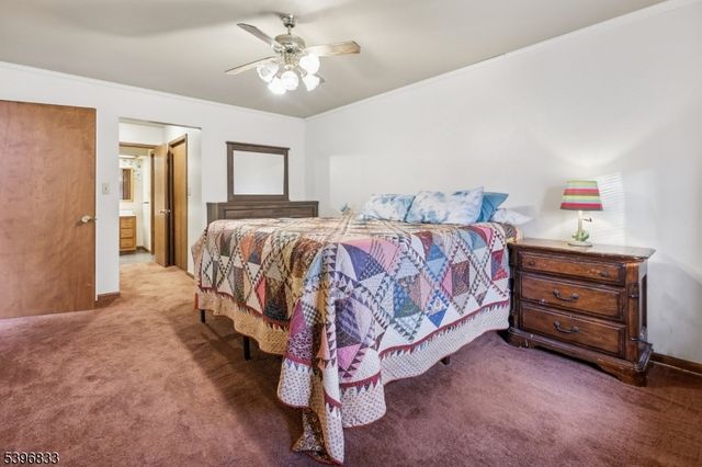 49 Morton Ave, Monroe Twp., NJ 08831