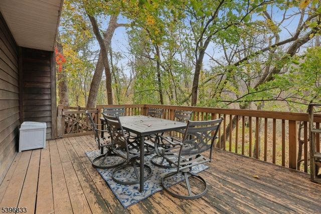 49 Morton Ave, Monroe Twp., NJ 08831