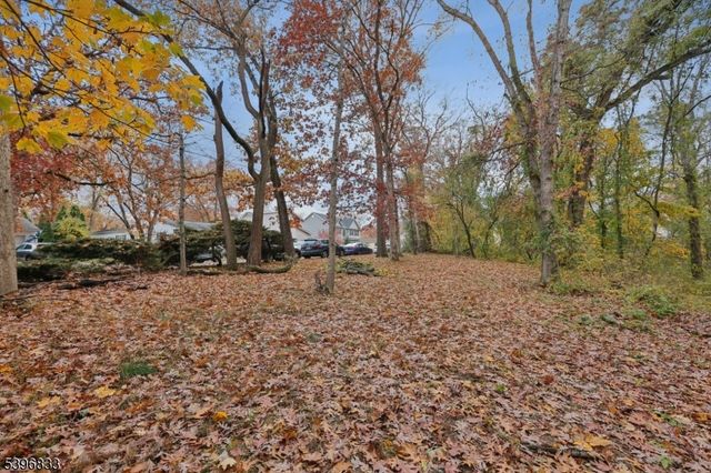 49 Morton Ave, Monroe Twp., NJ 08831